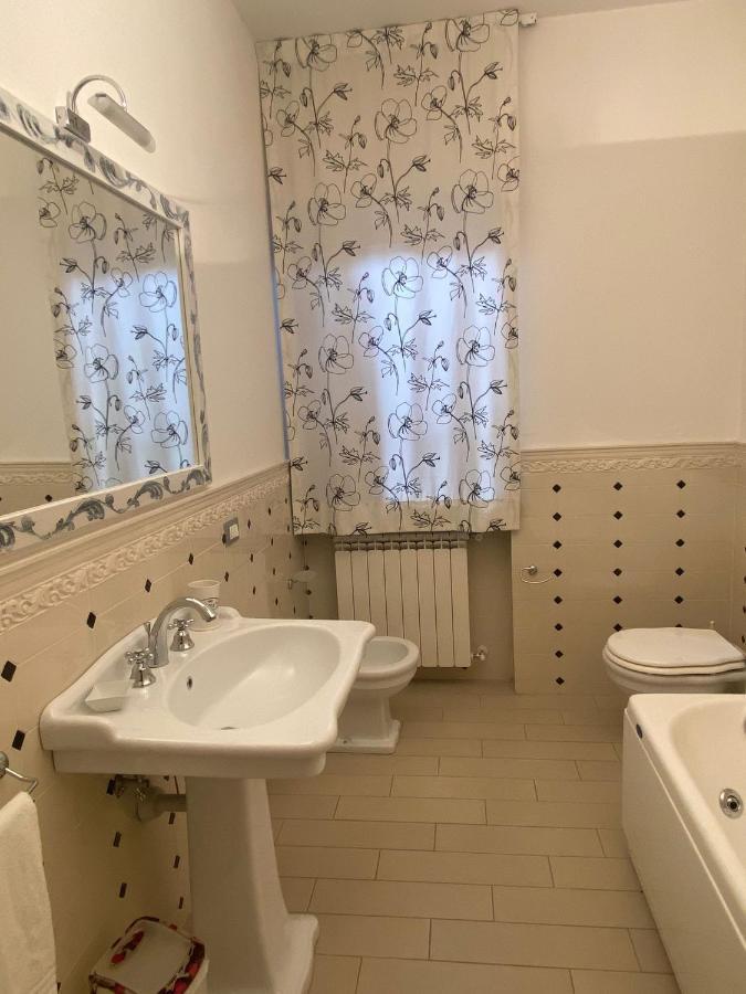 Villa Il Fortino Лидо Ди Камайоре Екстериор снимка
